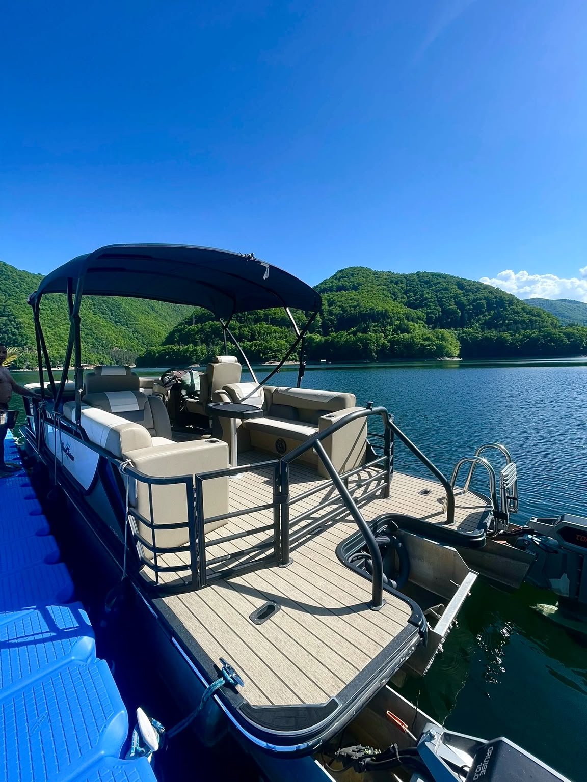 🚤 Plimbări cu Barca
